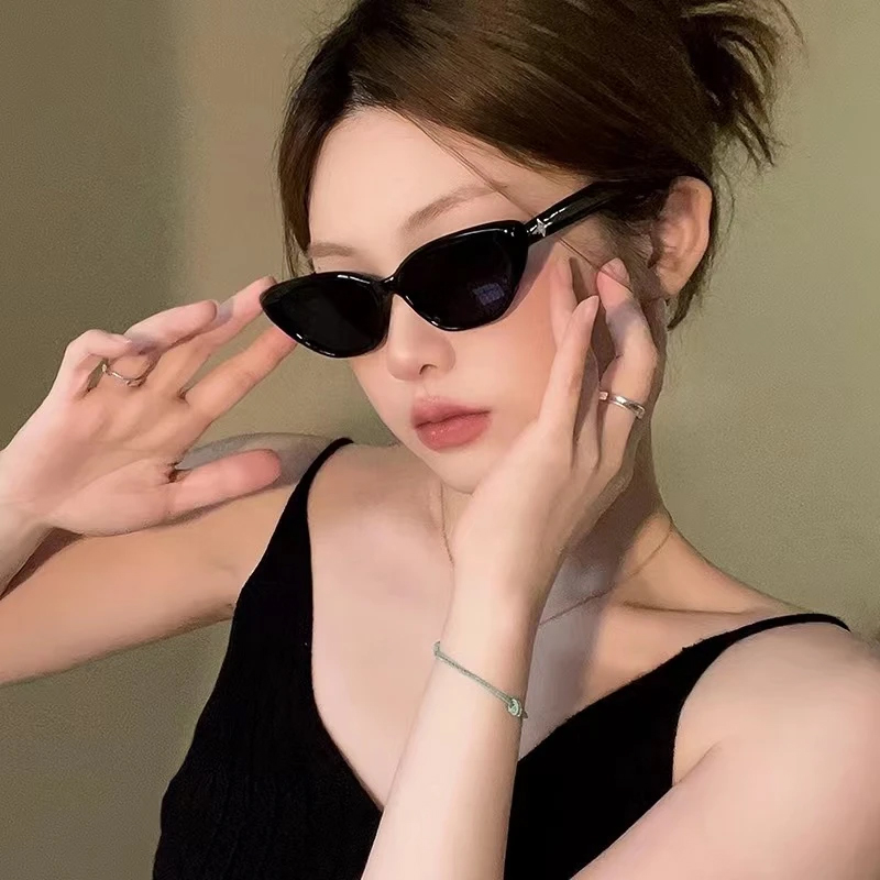 Pair Vintage Cat Eye Glasses – – Vintage Fashion Influencers Bewertung und Preis