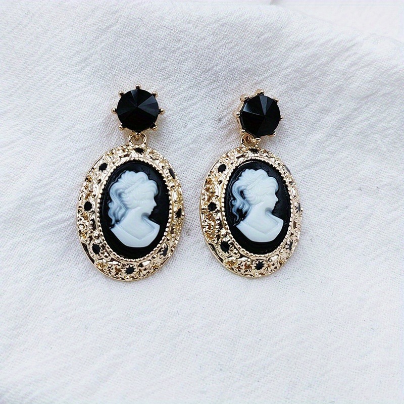Vintage Lady Queen Relief Oval – Vintage Fashion Queen Bewertung und Preis