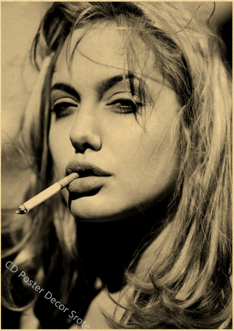 Angelina Jolie Vintage Poster  – Vintage Fashion Wallpaper Bewertung und Preis
